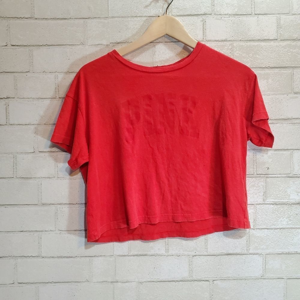 Victoria's Secret red‎ short sleeve tee